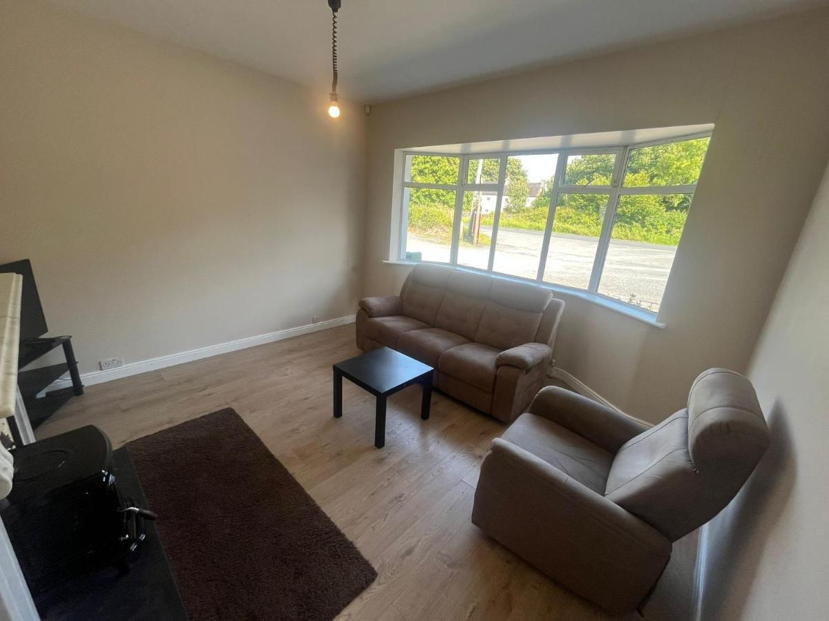 Yeats Lodge Self Catering Apartment And Bar Galway Eksteriør bilde