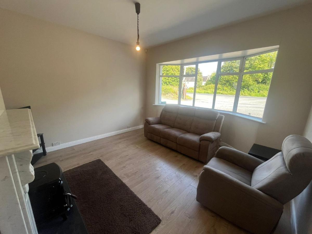 Yeats Lodge Self Catering Apartment And Bar Galway Eksteriør bilde