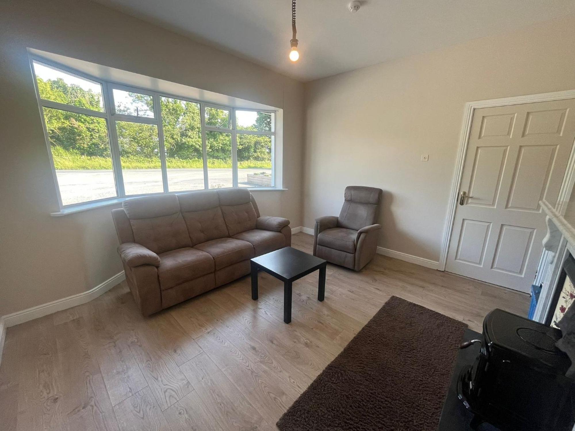 Yeats Lodge Self Catering Apartment And Bar Galway Eksteriør bilde